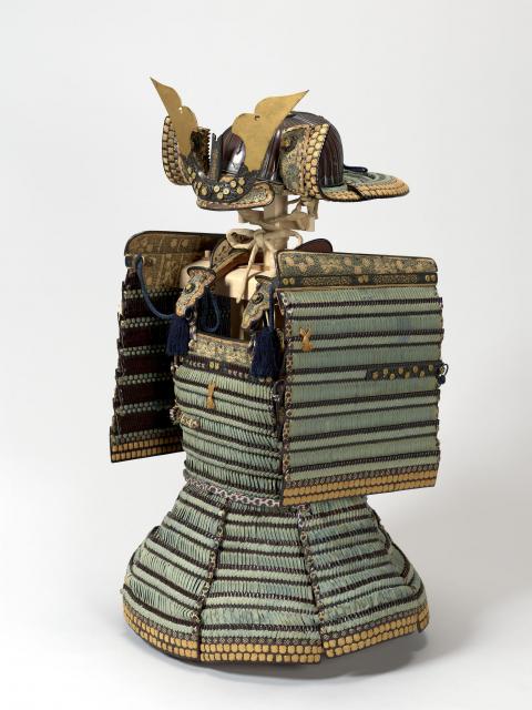 重要文化財　縹糸威胴丸（京都国立博物館）