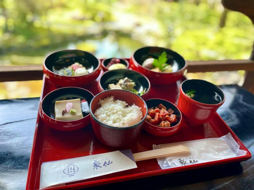 京料理泉仙の精進料理の朝食