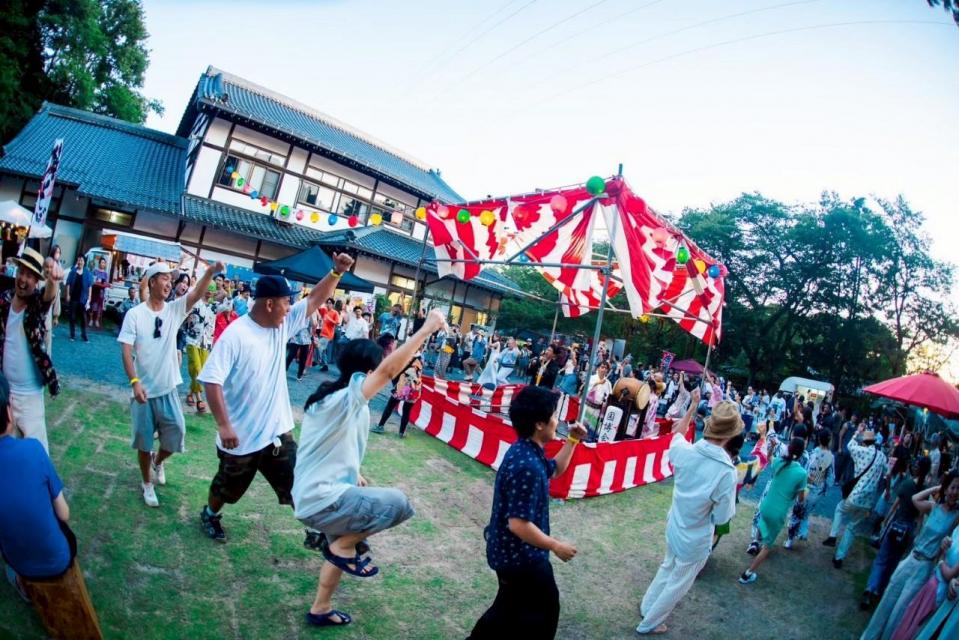 盆踊り