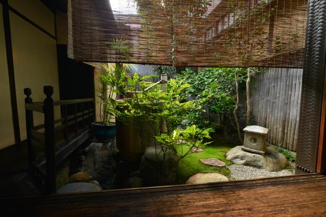 帯屋捨松本社建物内部02