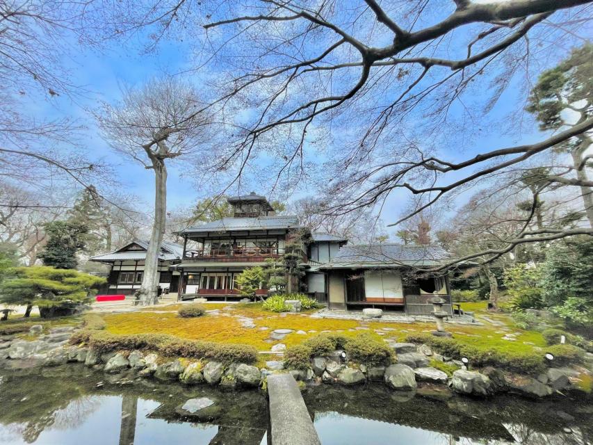 冬枯れの庭園も魅力的です。