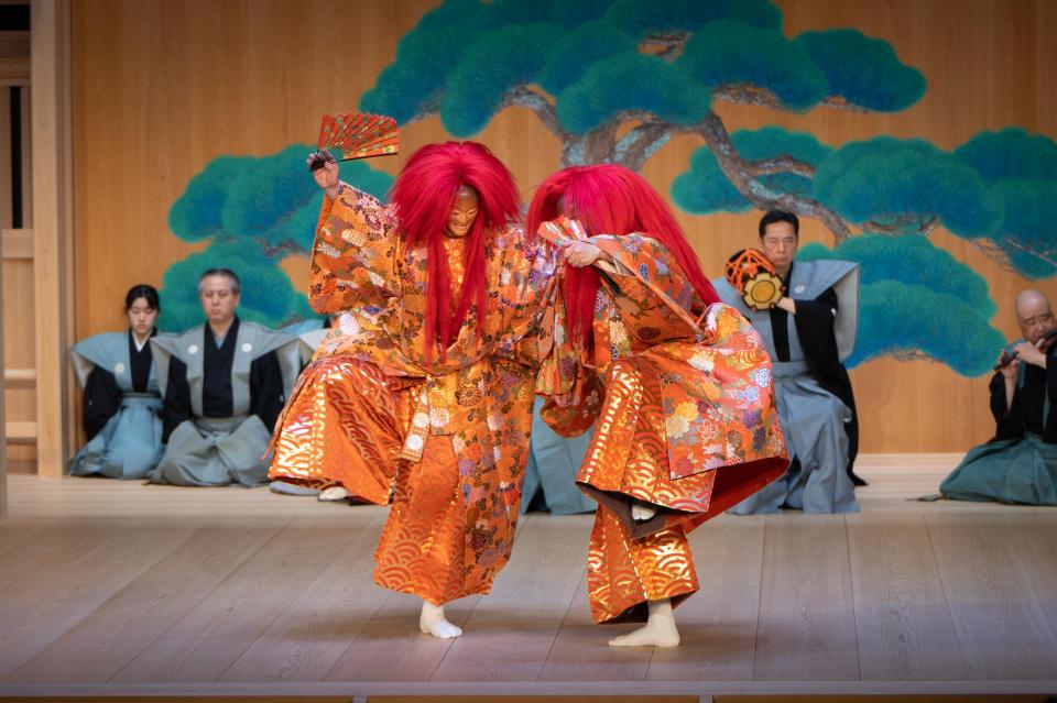 事前解説で、舞の所作が何を表現しているのか分かりやすく説明したいと思います。