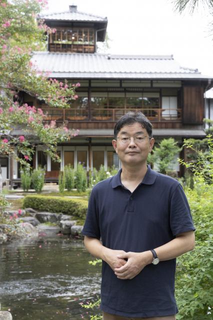 講師は文化財保護技師(建造物担当)の石川祐一氏です。