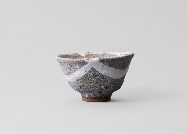 NIGO®　灰釉刷毛目茶碗　銘　半白　仙鶴窯（旧廣永窯）　後期