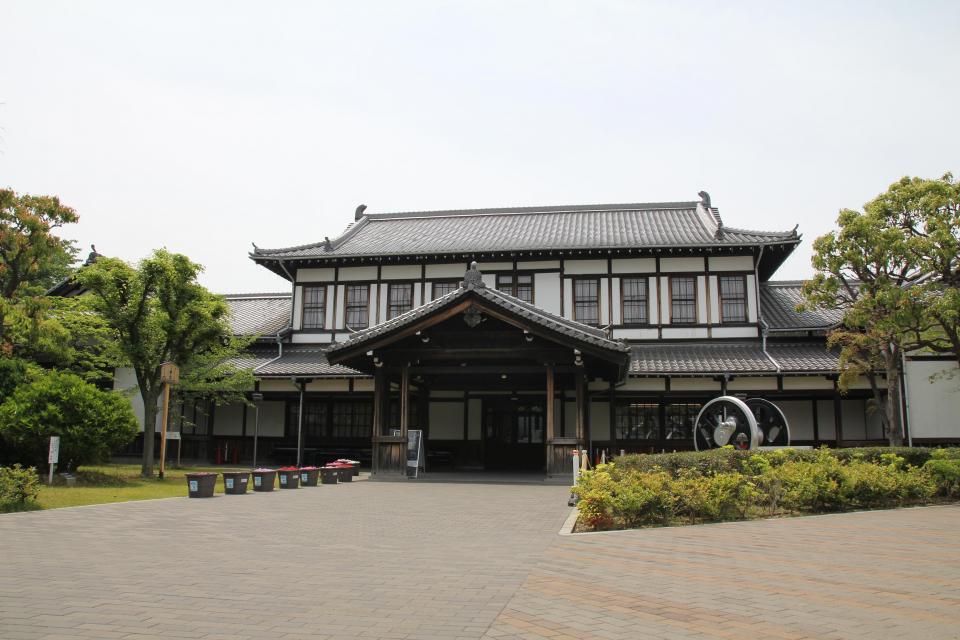 旧二条駅駅舎（集合場所）