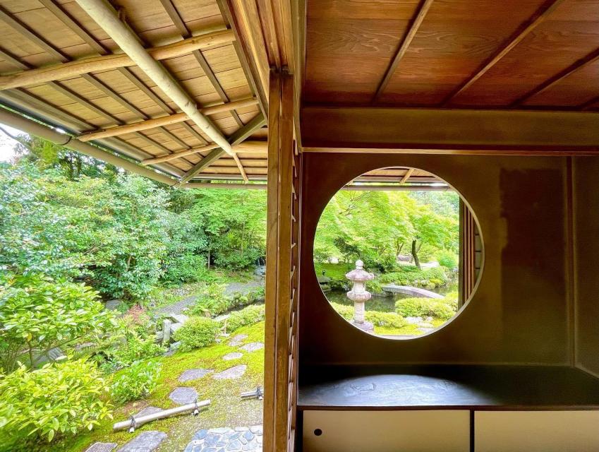 通常非公開のお茶室にて