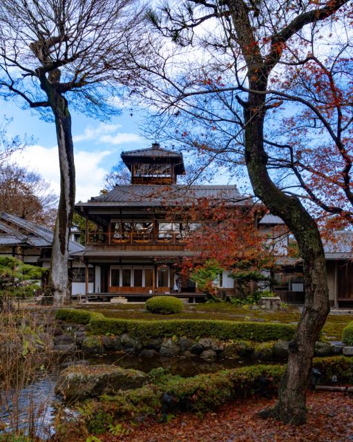 審査員大賞 「lotus.m.lotus:別邸の残り紅葉」