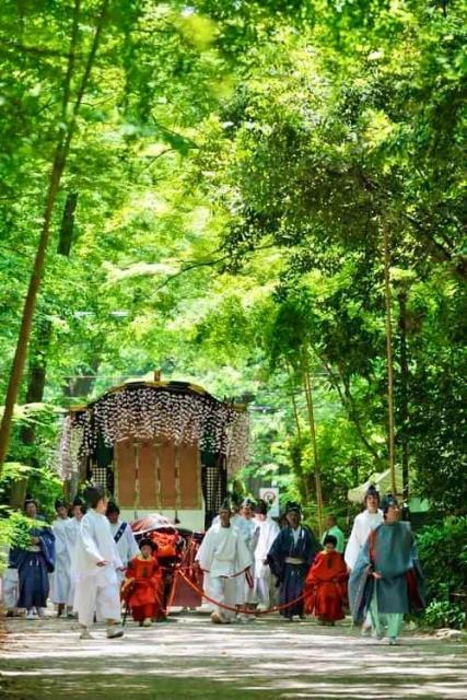 別邸の前を通過した行列は下鴨神社へと