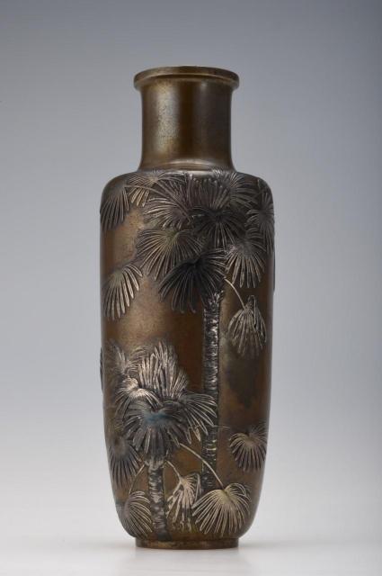《棕櫚図花瓶》海野美盛 ©︎木村羊一