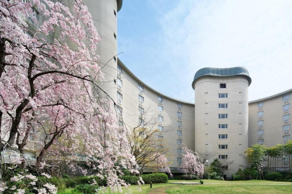 ザ・プリンス 京都宝ヶ池　非公開の名所とホテル中庭、洛北の桜を愛でる特別な2つのプログラム