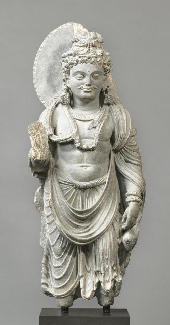 弥勒菩薩立像　１軀　片岩　ガンダーラ　３～４世紀　高62.1 cm
