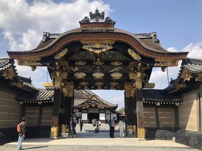京都市ビジターズホストがおススメする朝観光 二条城・西陣エリア「京都の歴史を感じる朝さんぽ」