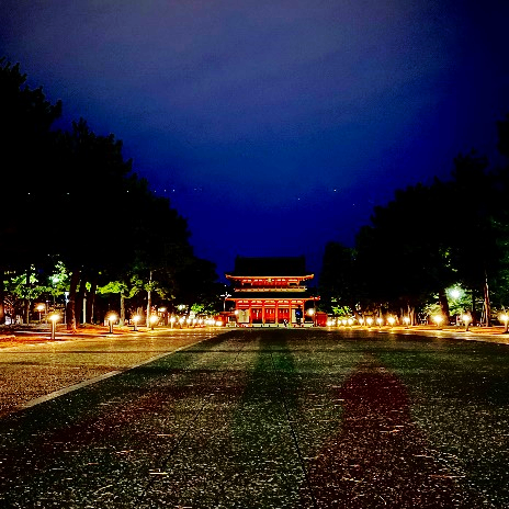 京都市ビジターズホストがおススメする夜観光 岡崎・哲学の道エリア「芸術を味わい、文化ゾーン・岡崎を夜あるく」