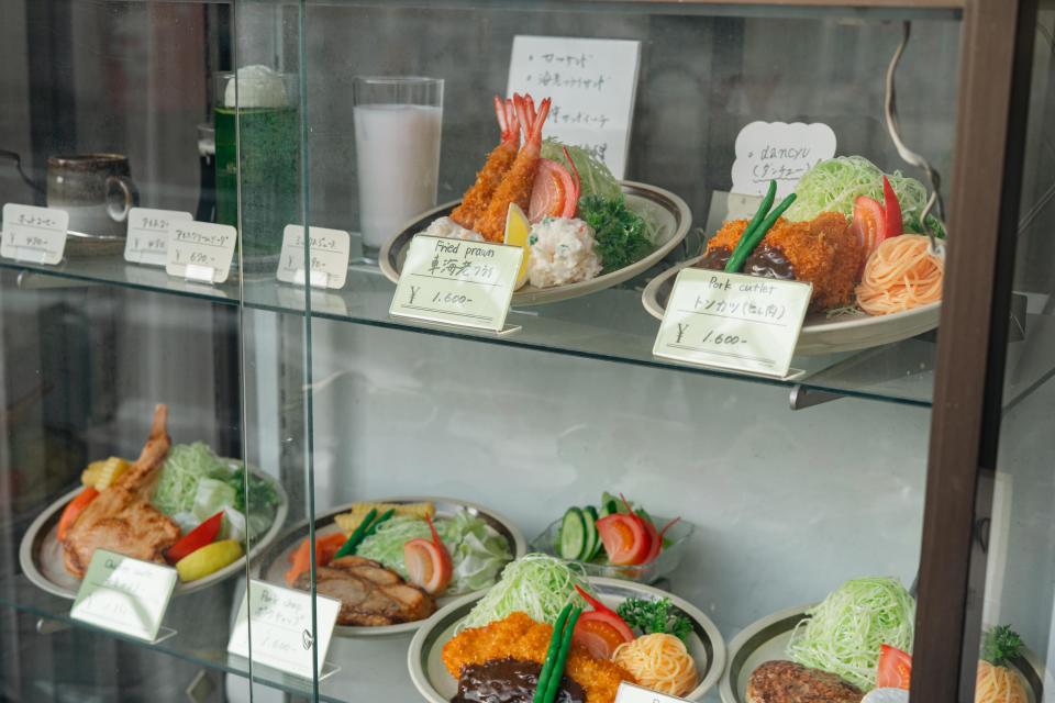 京中華・居酒屋・洋食。地元で親しまれる店で、カジュアルに楽しむ京都の夜ごはん