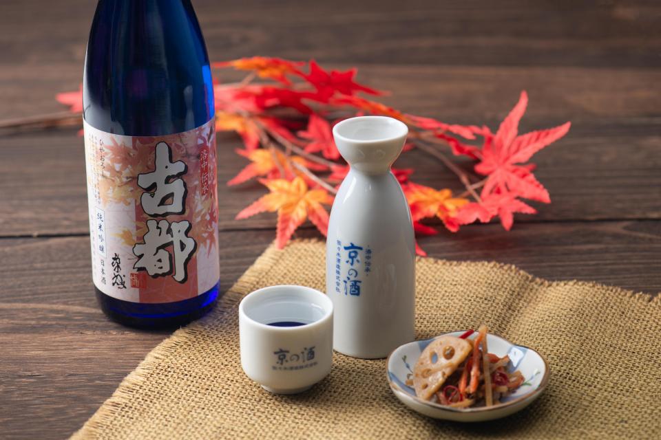 四季折々の料理に寄り添う季節限定のお酒も取り揃えております。