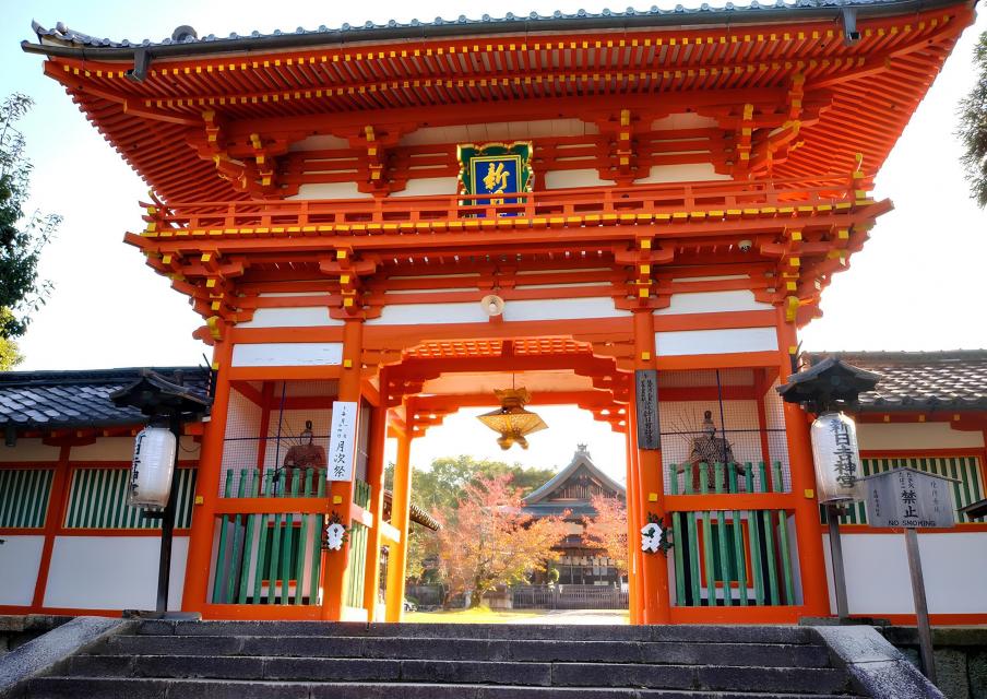 秋の楼門（京都府暫定登録文化財）