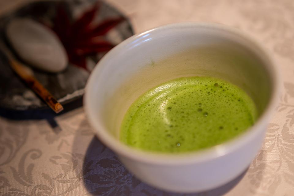 こだわりぬいて作られた宇治、山本甚次郎の碾茶（抹茶）