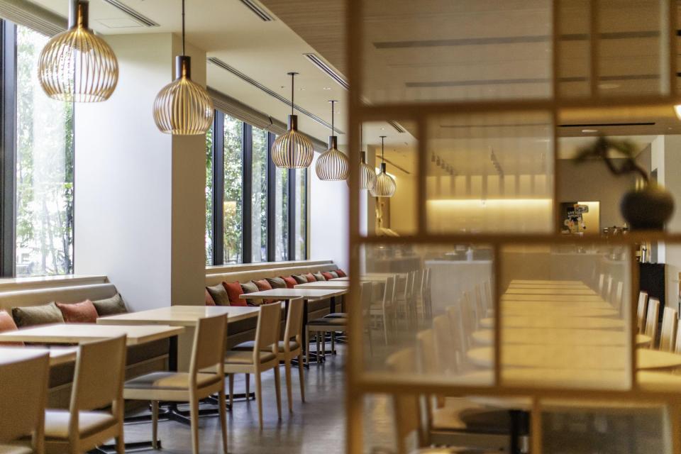 レストラン　梅ごろも
