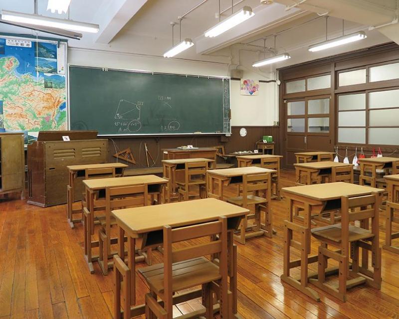 昔の教室をイメージ（第5展示室）