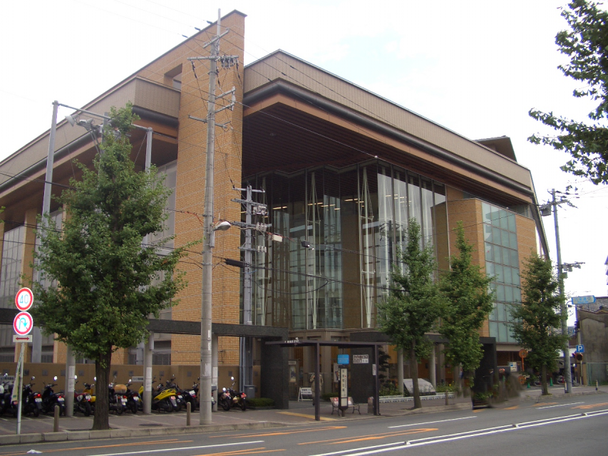 ひと・まち交流館 京都　地下1階